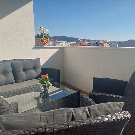 Apartment Ma Mi Trogir Bagian luar foto
