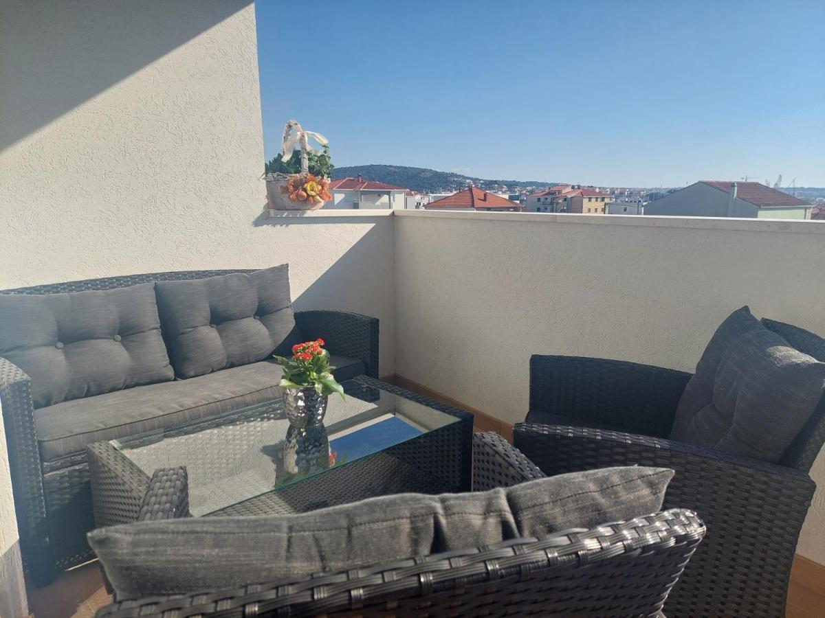 Apartment Ma Mi Trogir Bagian luar foto